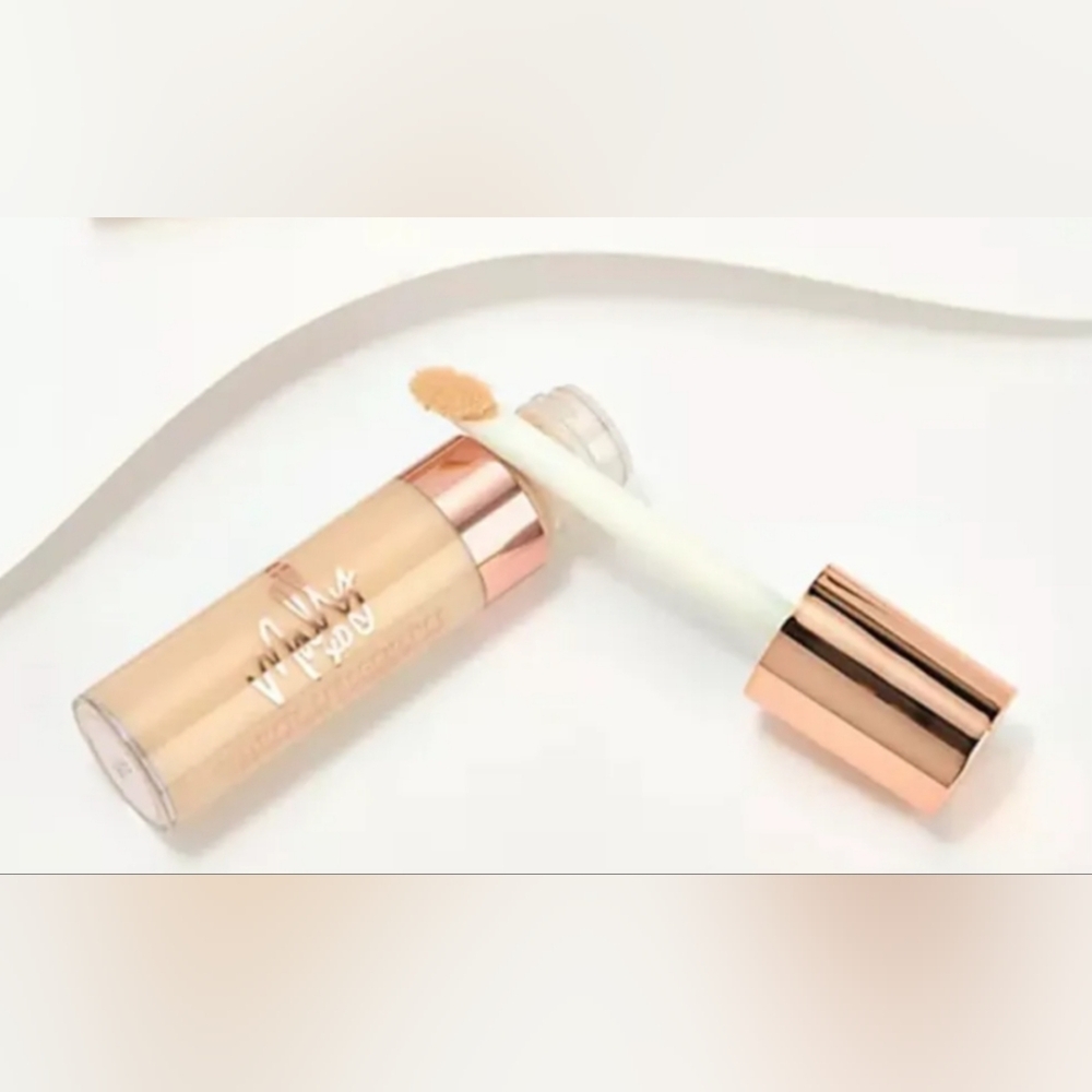 Mally Beauty Ultimate Performance Precision Concealer In Medium